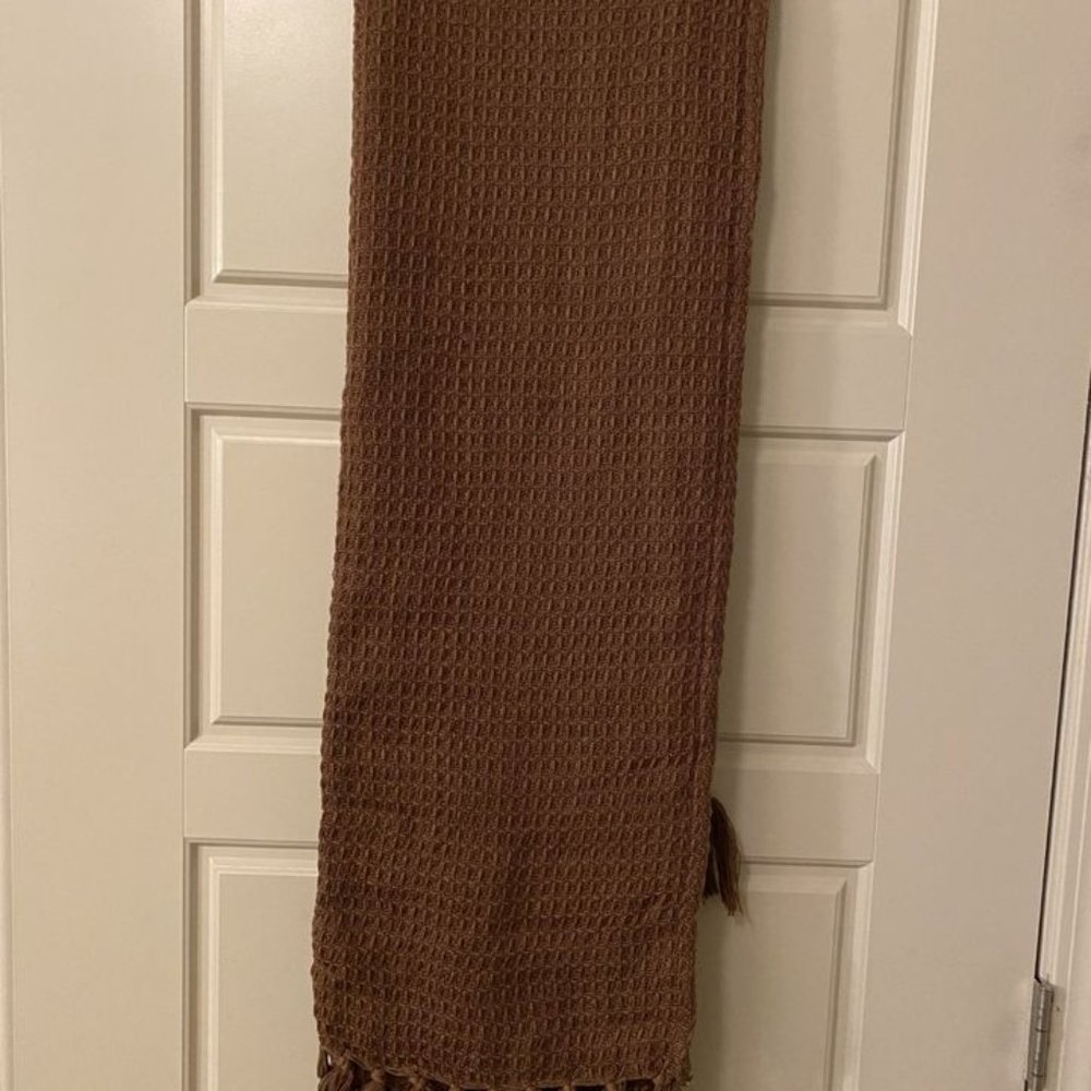 Ashley throw blanket